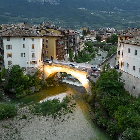 Appartamento Borgo San Tomaso, Tra Storia E Natura 로베레토 외부 사진