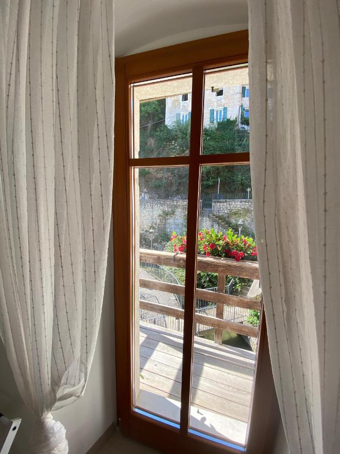 Appartamento Borgo San Tomaso, Tra Storia E Natura 로베레토 외부 사진