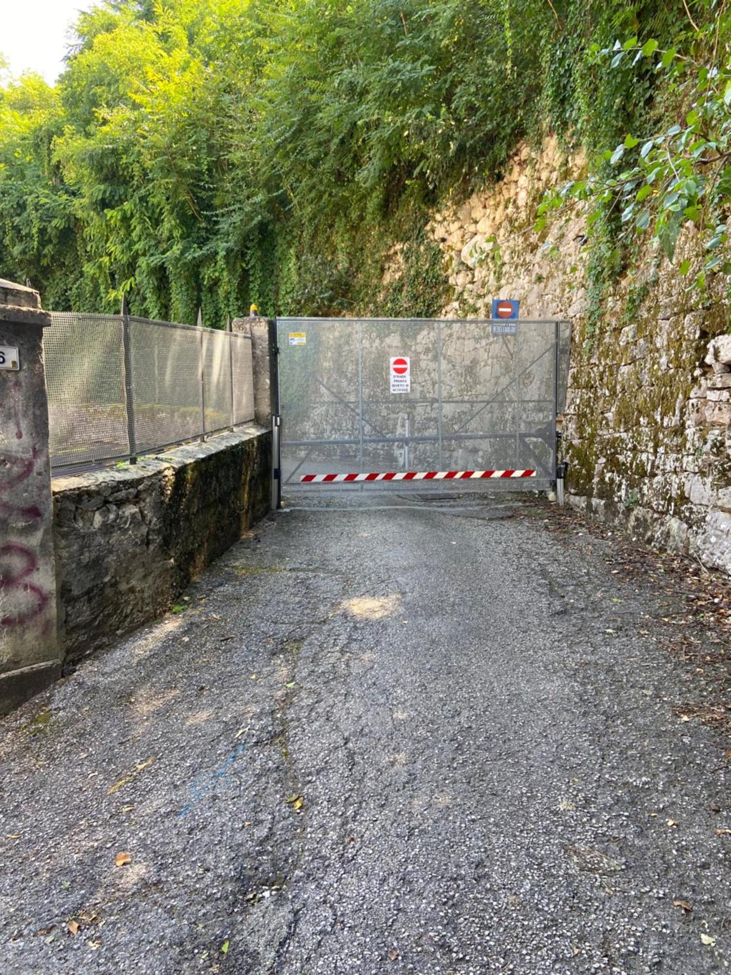 Appartamento Borgo San Tomaso, Tra Storia E Natura 로베레토 외부 사진
